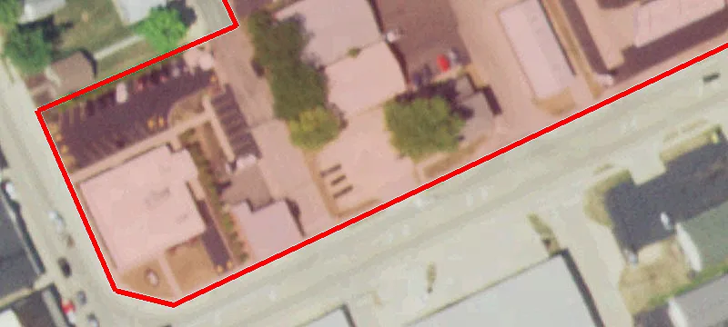 302 Main St