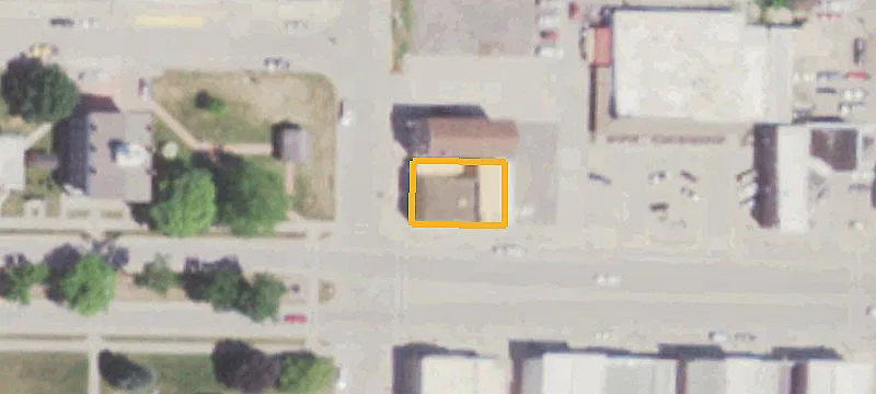 201 Main St
