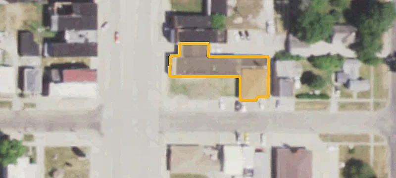 101 Main St