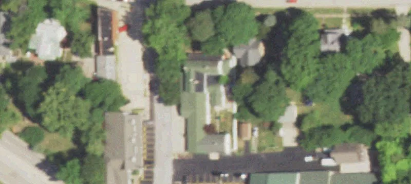 200 Main St