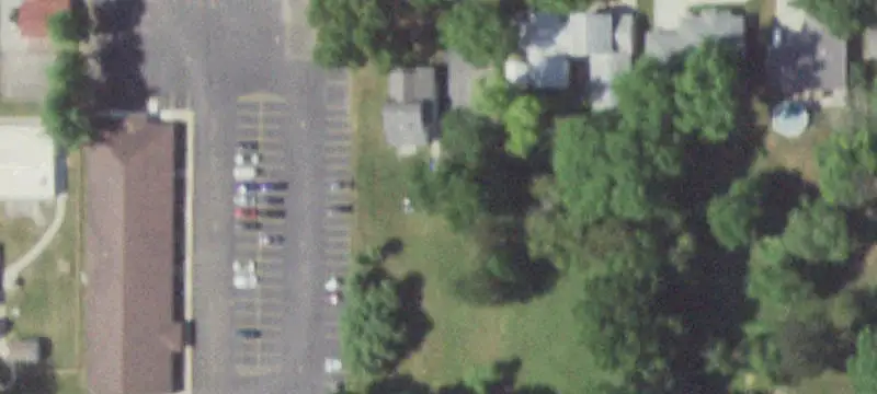 2701 Woodlawn Rd