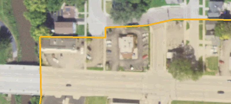 215 Lincoln Hwy