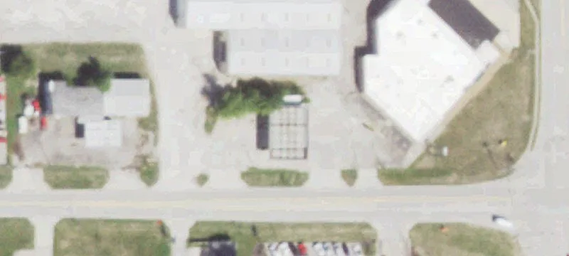 120 1st St