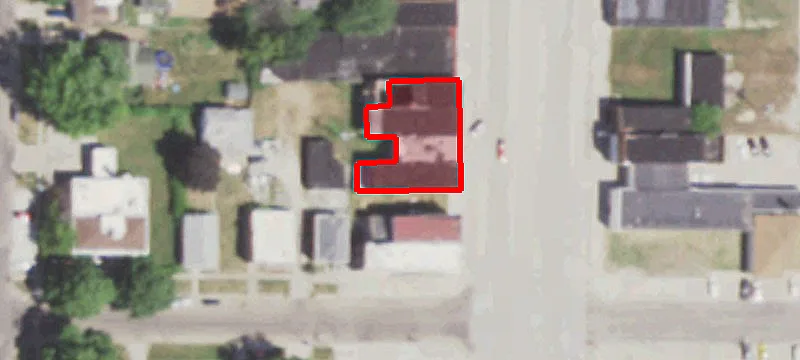 106 Main St
