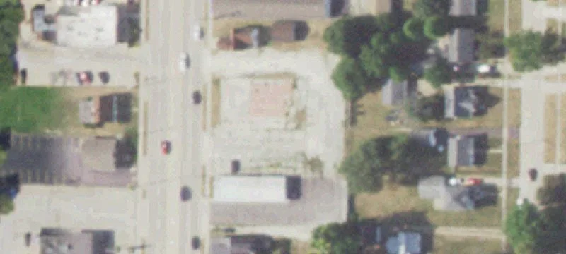 951 Henderson St