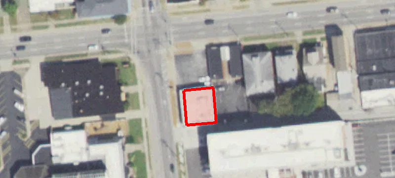 303 University Ave