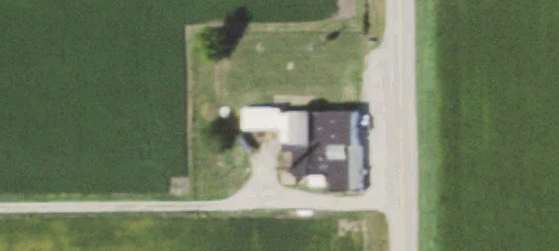 1265 County Rd 2700th E
