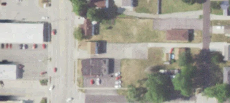 1131 Henderson St