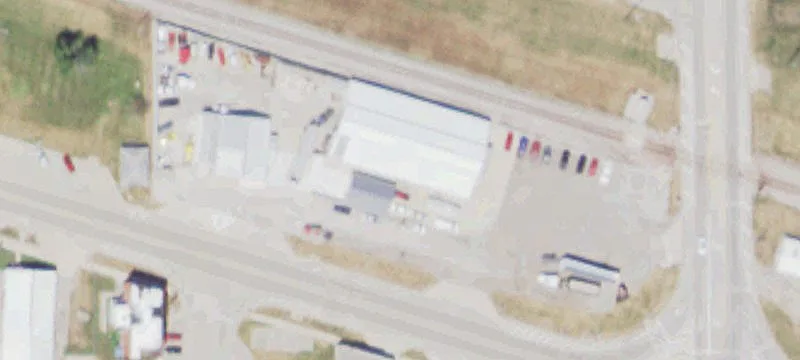 100 Frnt St