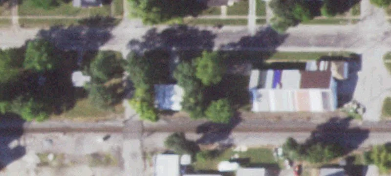 305 Mary St