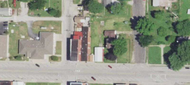 305 Main St
