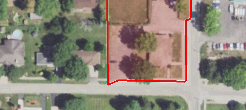15 Pleasant Ave