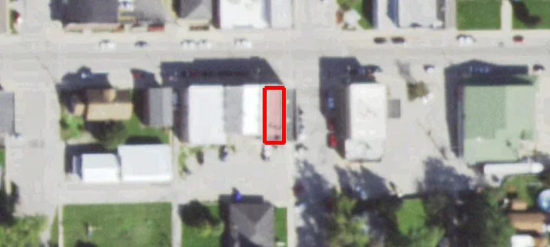 302 Main St