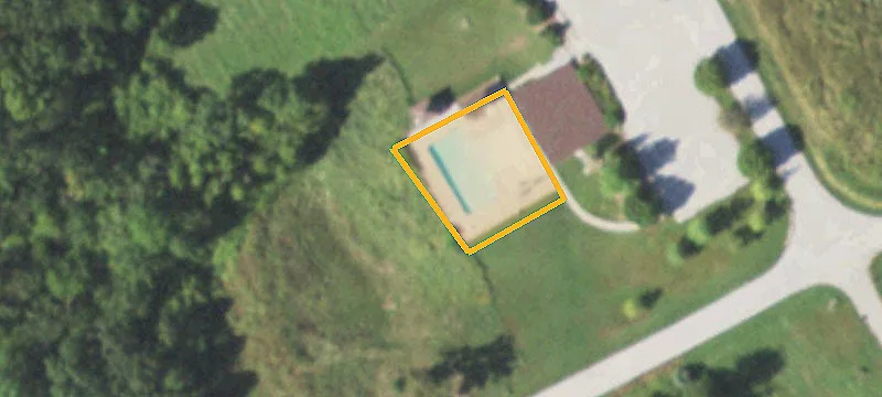 566 Quarry Rd