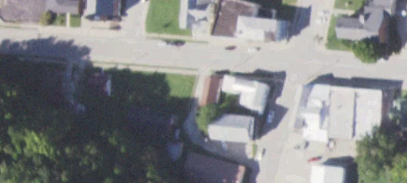 301 Main St