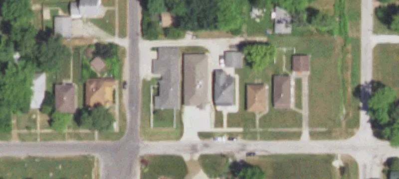 303 Locust St