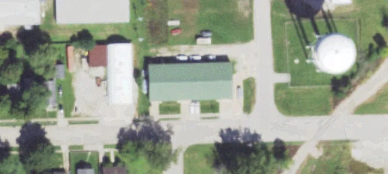 888 3rd Ave