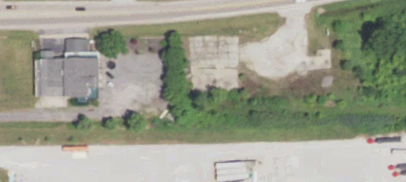 705 Litchfield Rd