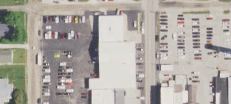 Main At E Lewis St