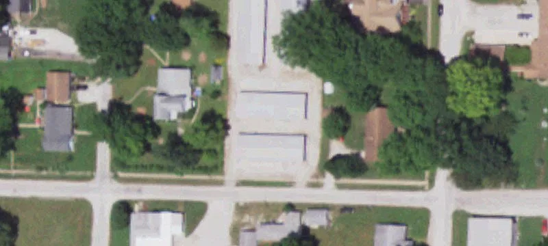 209th E National St