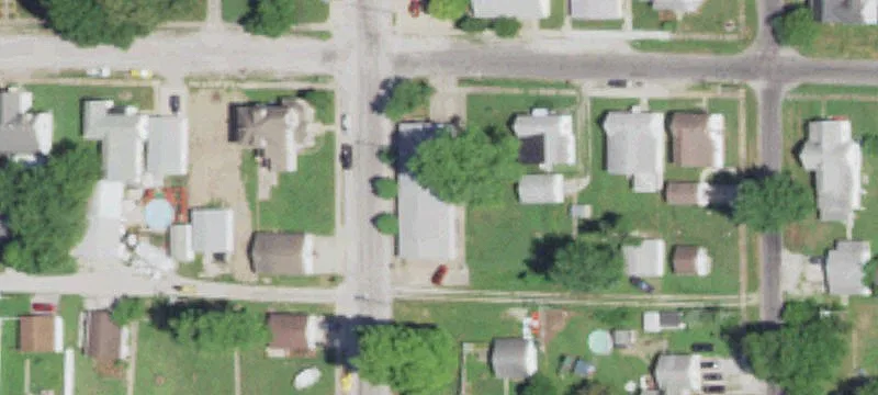 221 Poplar St