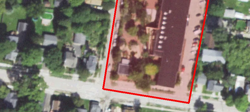 403 Edward St