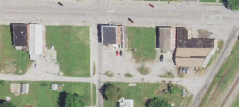 300 Main St