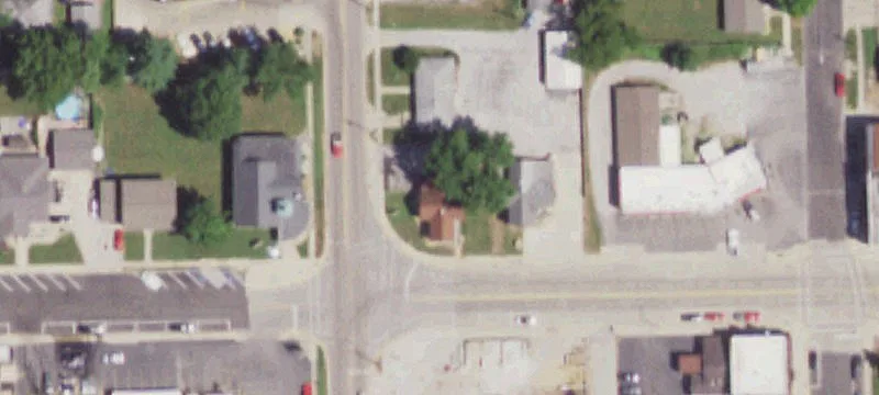 425 Main St