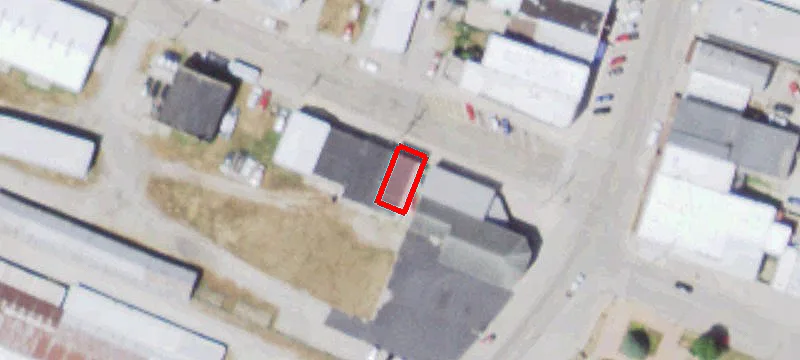 105 Railroad St