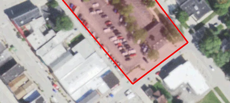 101 Main St