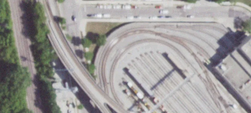 100 Chicago Ave