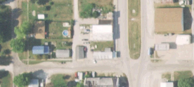 320 Main St