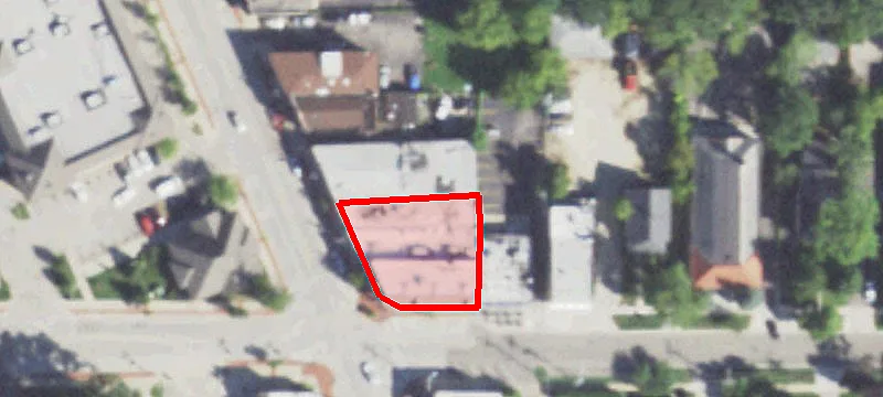 Waukegan Ave