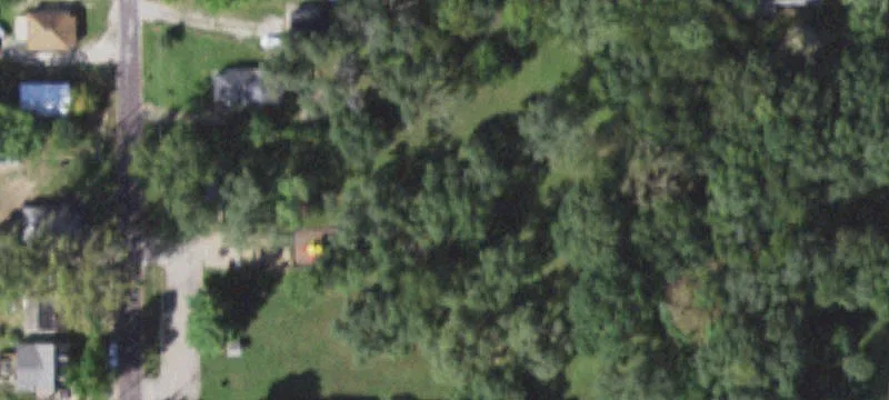 132 Roosevelt St