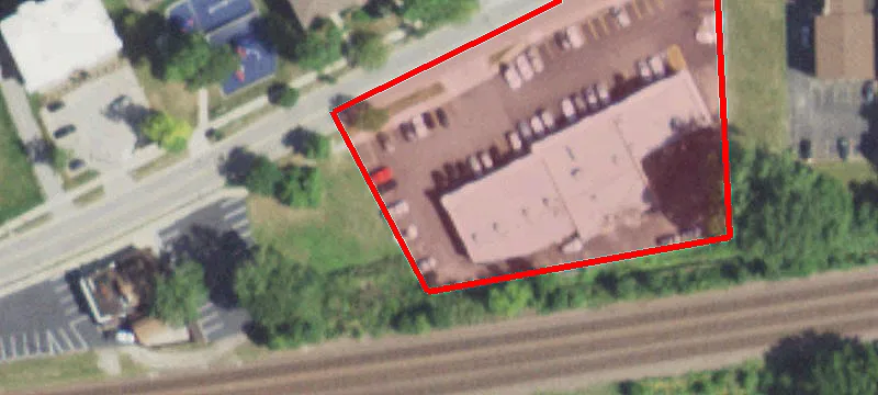 401 Cres Blvd, Unit 21