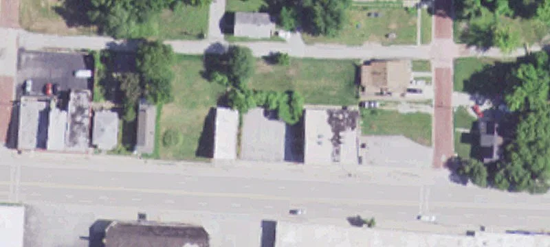 2418 Broadway