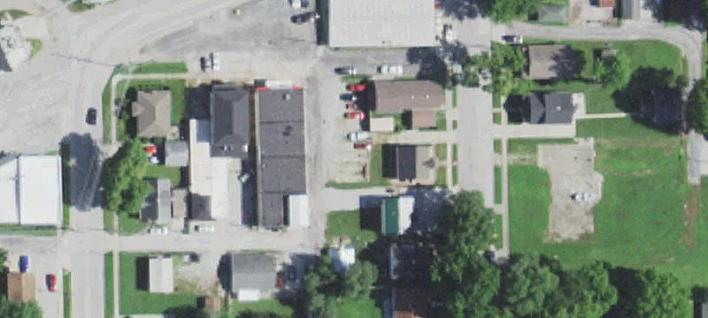 Laurel St