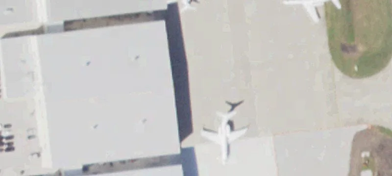 Airline Dr