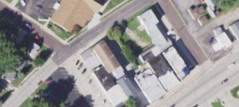 Thorncrest Ave