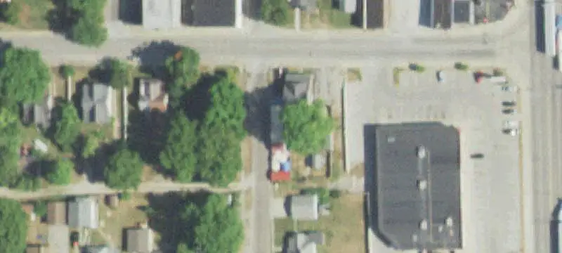122 Main St