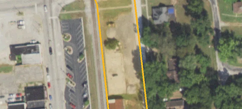 100 Oak St