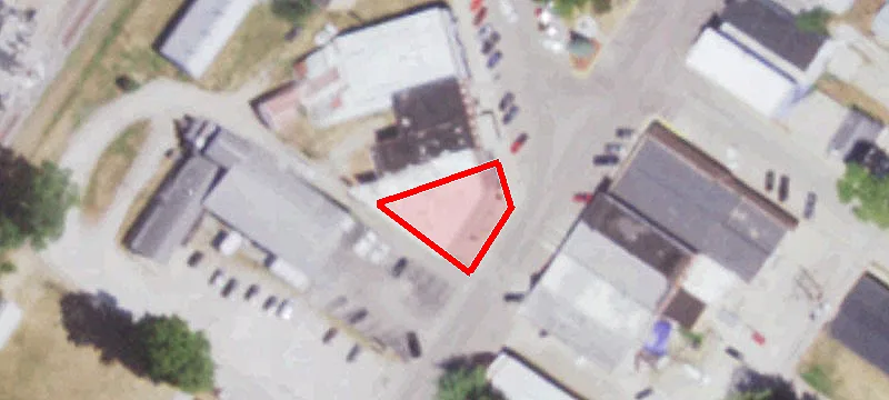 715 Main St