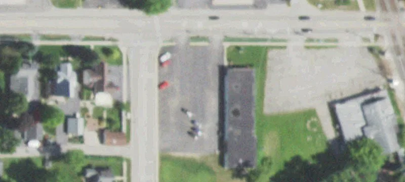 Grand Ave