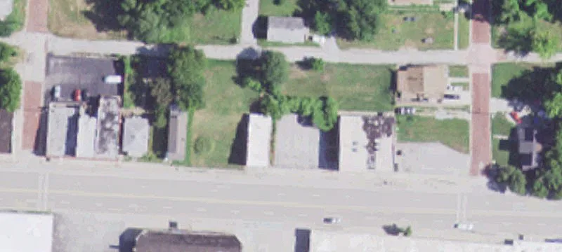 2422 Broadway