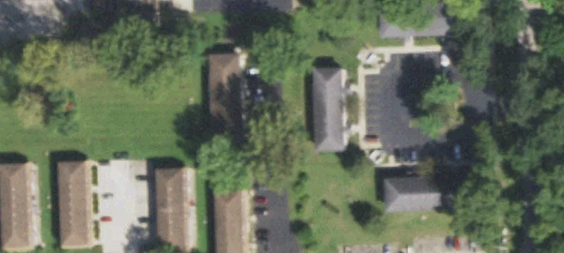 Meadowood Ln