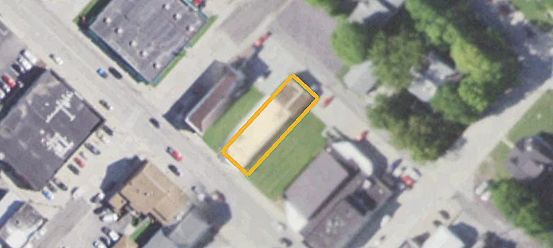 114 Main St