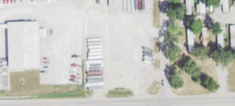 575 Main St
