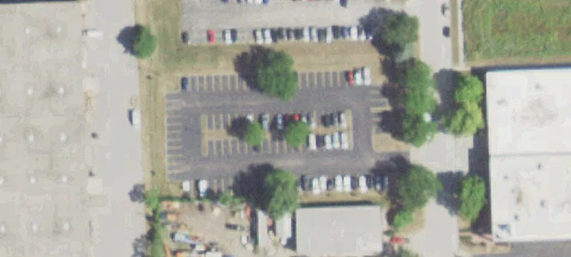 1015 Rdg Ave