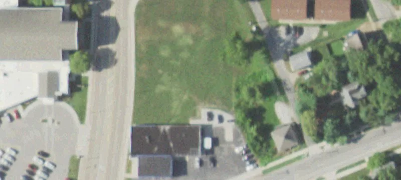 Vandalia St