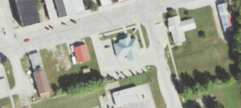 1009 Maine St